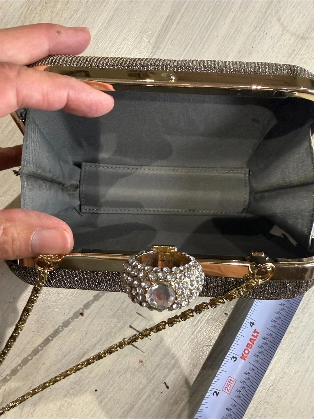 Elegant Sparkle Rhinestone Hard Framed Ring Clutch - Gold Chain